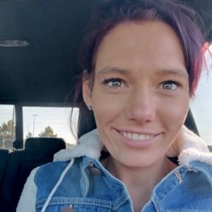 Meet your Posher, Mel